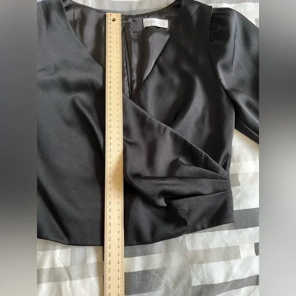 Kookai Size 34 Size 6 Black Crop 3/4 Sleeve Blouse Women’s Top Zip Back - Picture 12 of 14